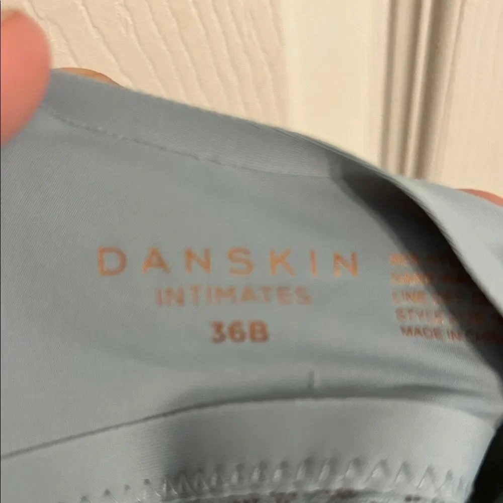 Danskin size 36b
